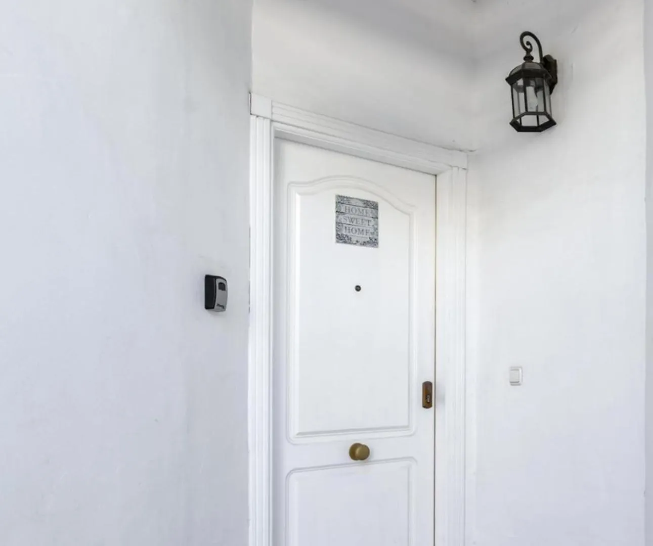 Luxury 3 Bed Townhouse In Puerto Banus Marbella Villa