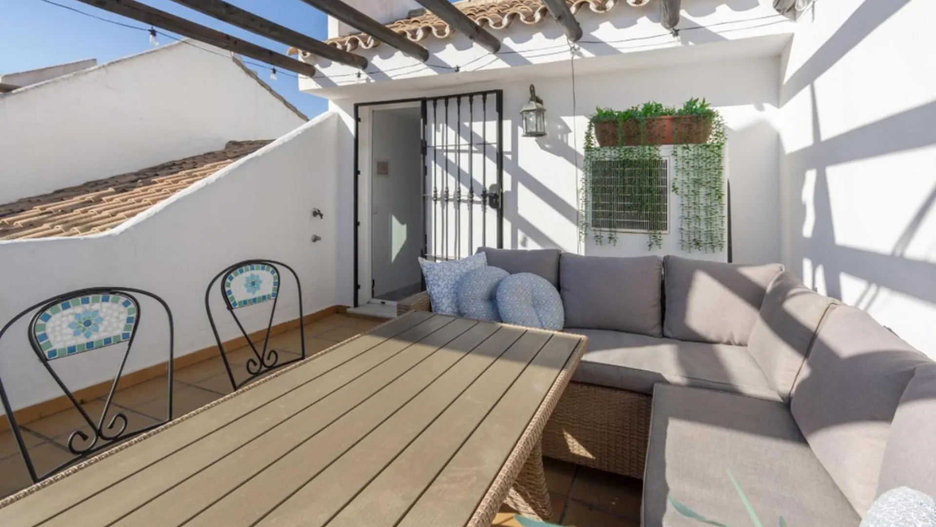 Luxury 3 Bed Townhouse In Puerto Banus Marbella Villa Spain