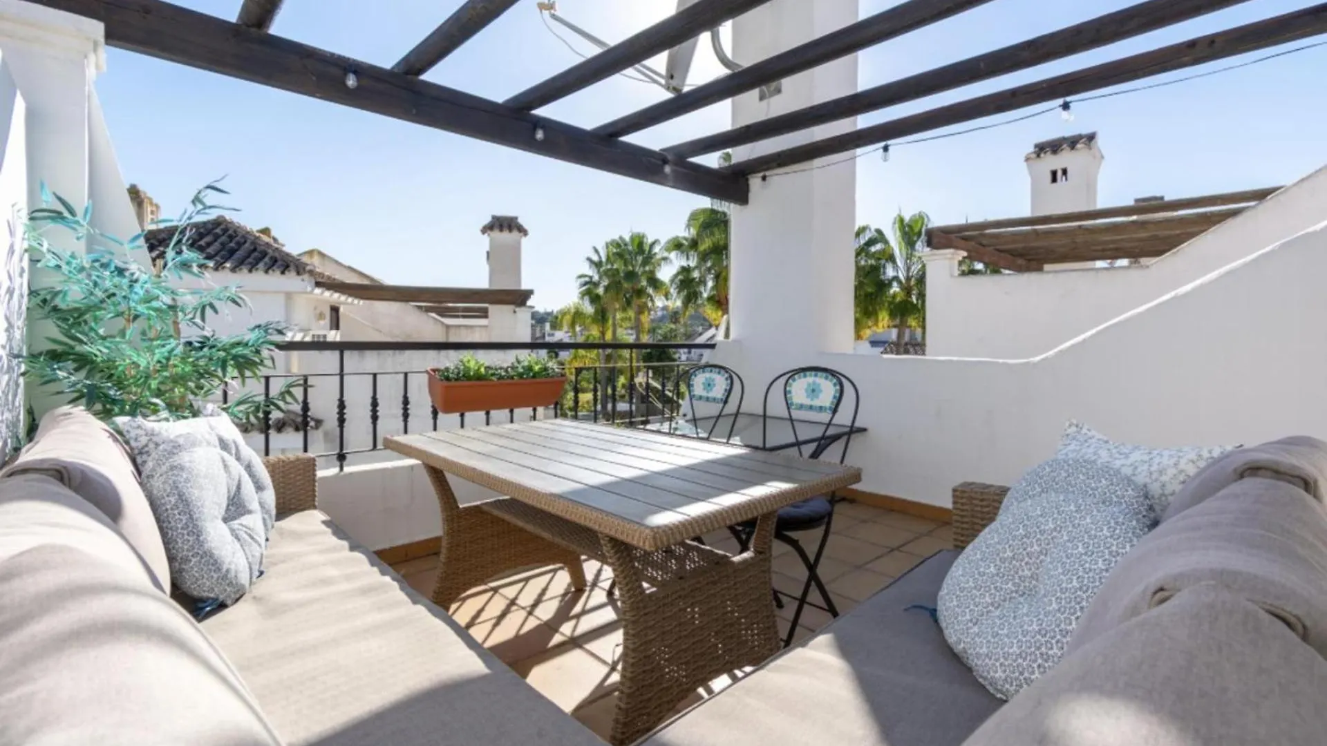Luxury 3 Bed Townhouse In Puerto Banus Marbella Villa Holiday home